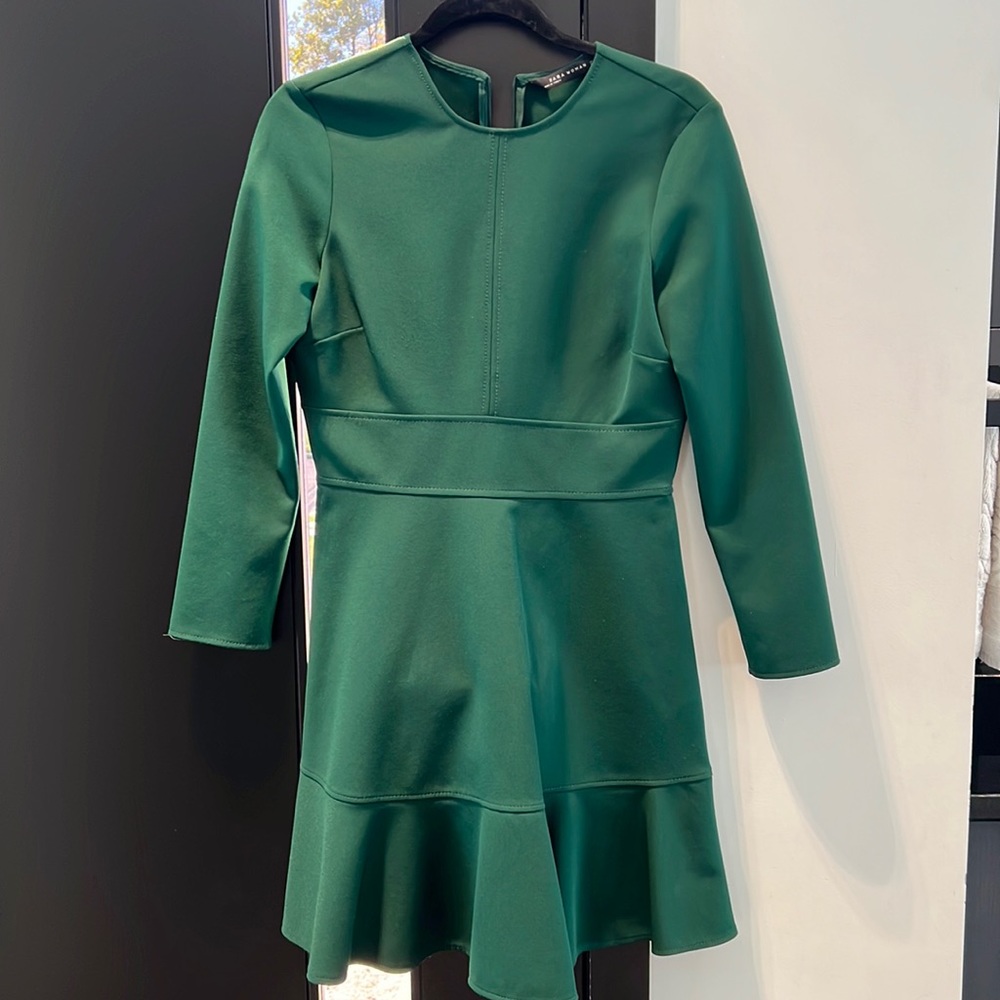 Zara dress like new